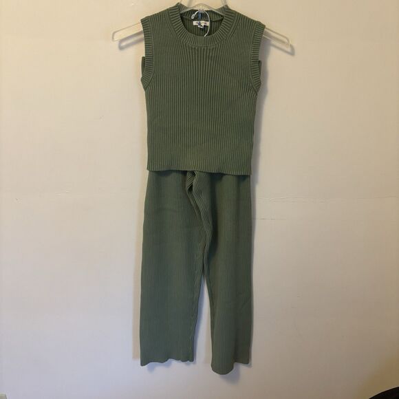 Women's Sweater Set Tank Cropped Pants Thick Knit S‎ Green Old Money Tea N Rose - Picture 1 of 7